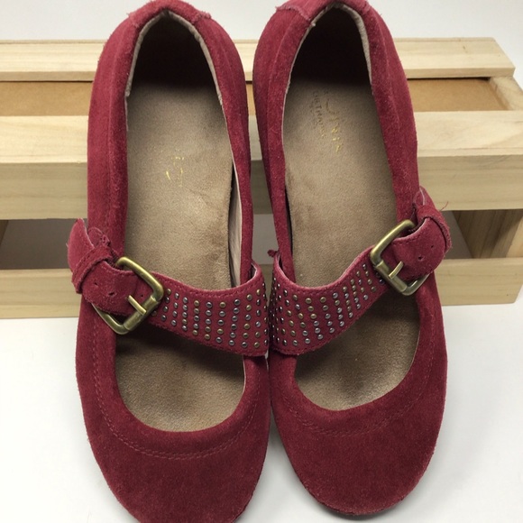Vionic Goleta Studded Suede Mary Jane Flat Red/Burgundy Orthopedic Size 8 - Picture 5 of 9